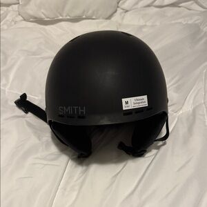 SMITH Matte Black Helmet